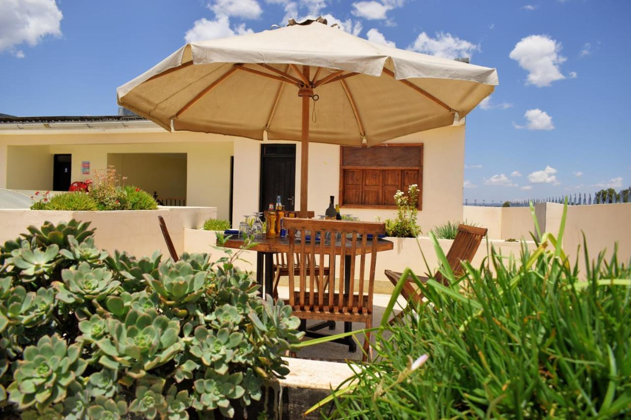 Peaks Hotel Nanyuki Eksteriør billede